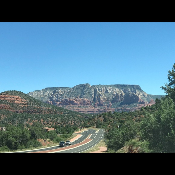 Meet your Posher, Leticia - Picture 4 of 5